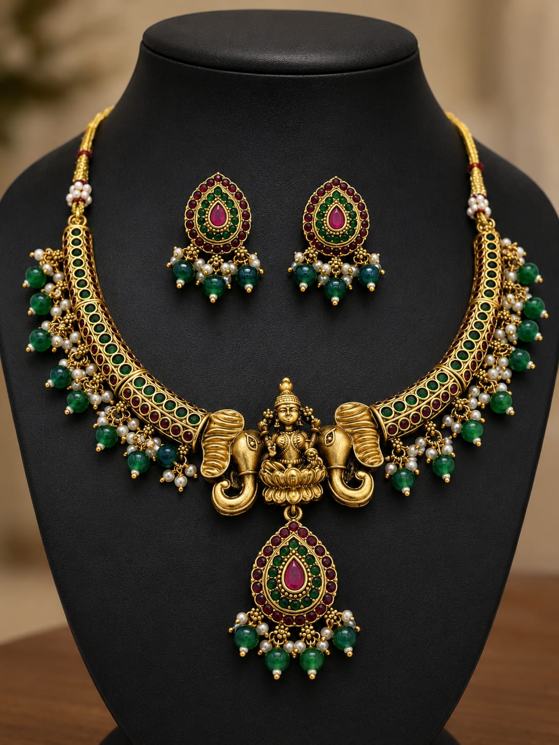 DEVI NECKLECE
