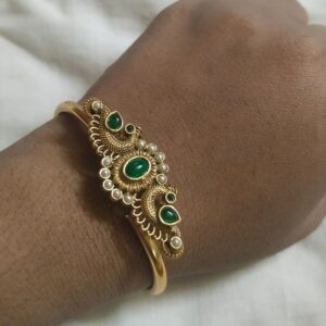 ADJUSTABLE BANGLE