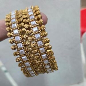 TEMPLE BANGLE
