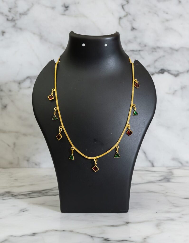 DAILY WEAR CHAIN