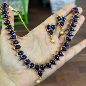 NECKLECE BLUE