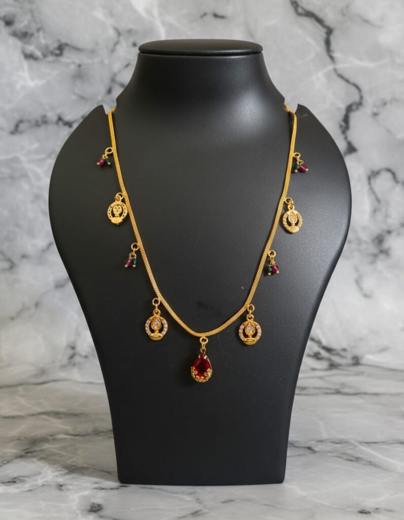 DAILY WEAR CHAIN
