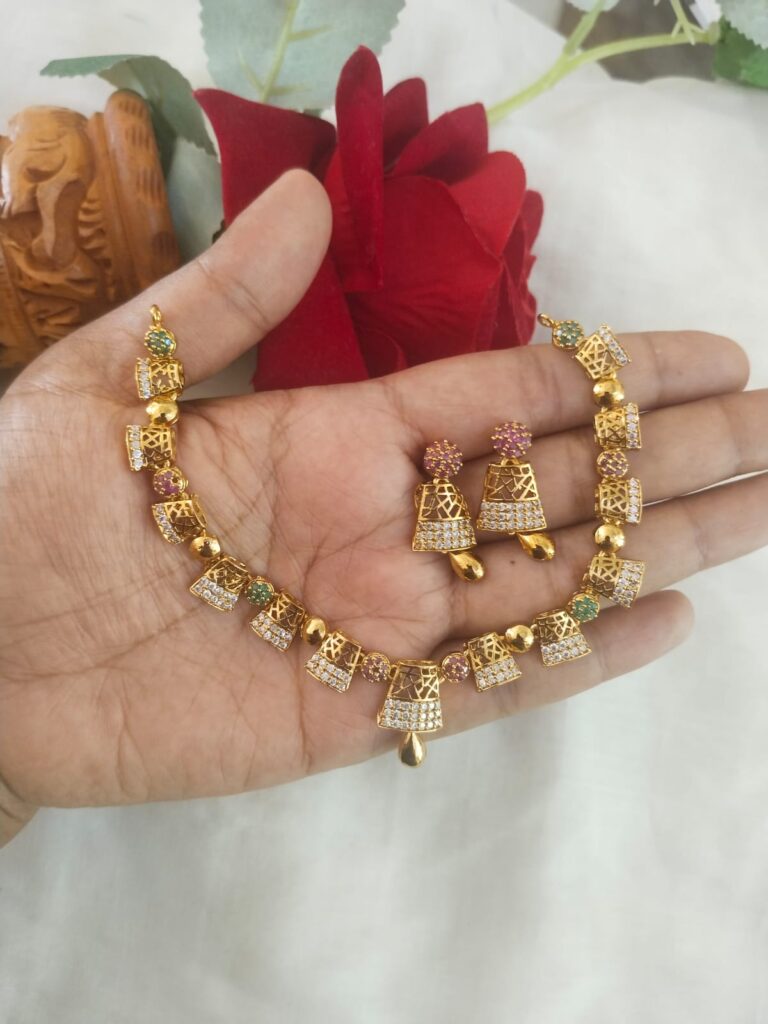 simple ad necklece
