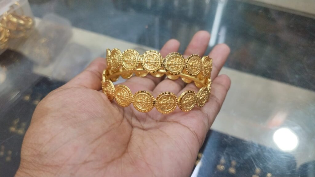 devi temple bangle