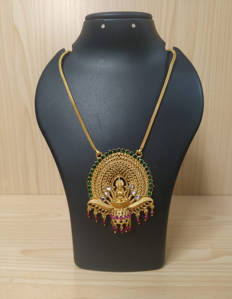 onam special necklece